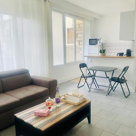 Spacieux Et Lumineux, Coup De Coeur Garanti A Proximite Du Metro Et Rer La Courneuve Eksteriør bilde